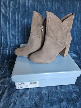 Seychelles Taupe Ankle Booties with Stacked Heel